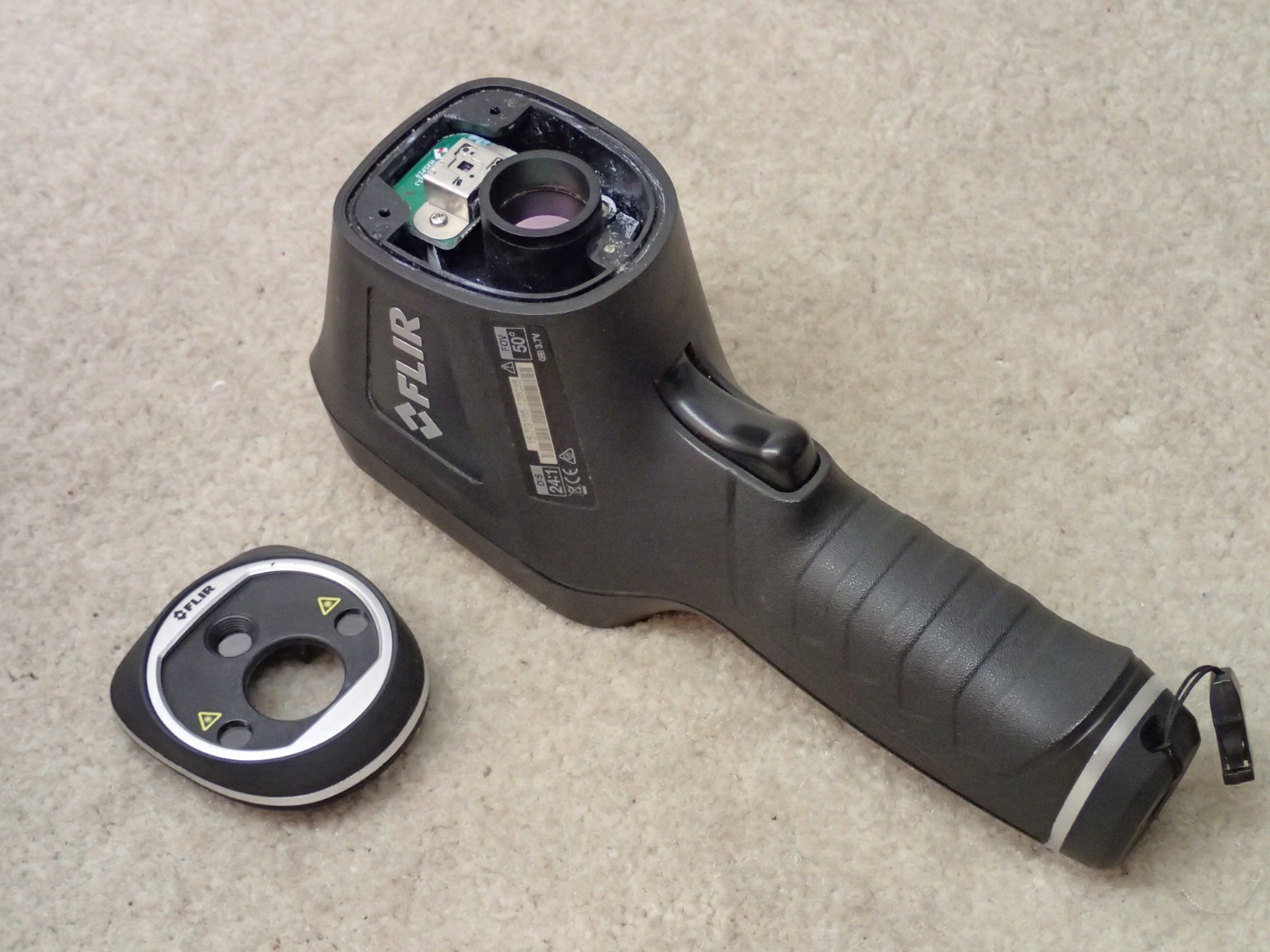 FLIR TG165 Thermal Imaging Camera Thermometer Works but Damage User Item