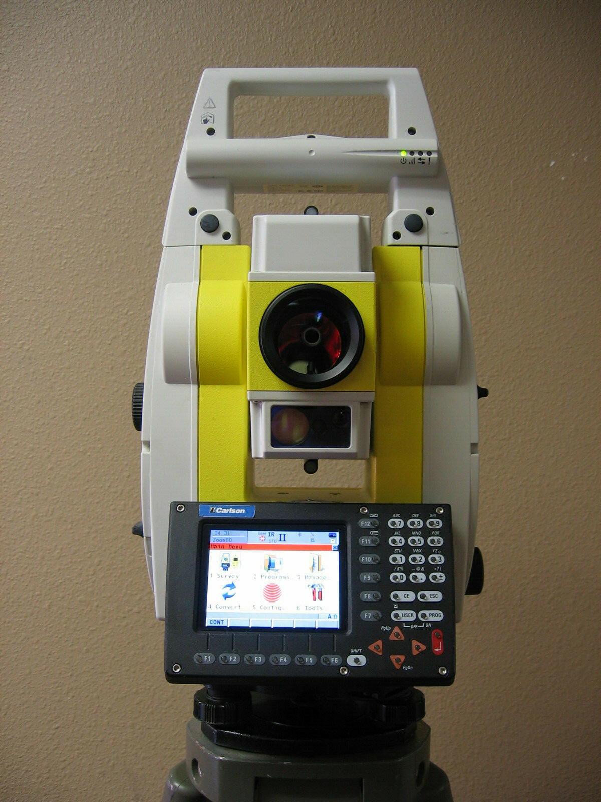LEICA GEOMAX ZOOM80 CARLSON CR2 2″ PRISMRLESS ROBOTIC TOTAL STATION / SURVEYOR2