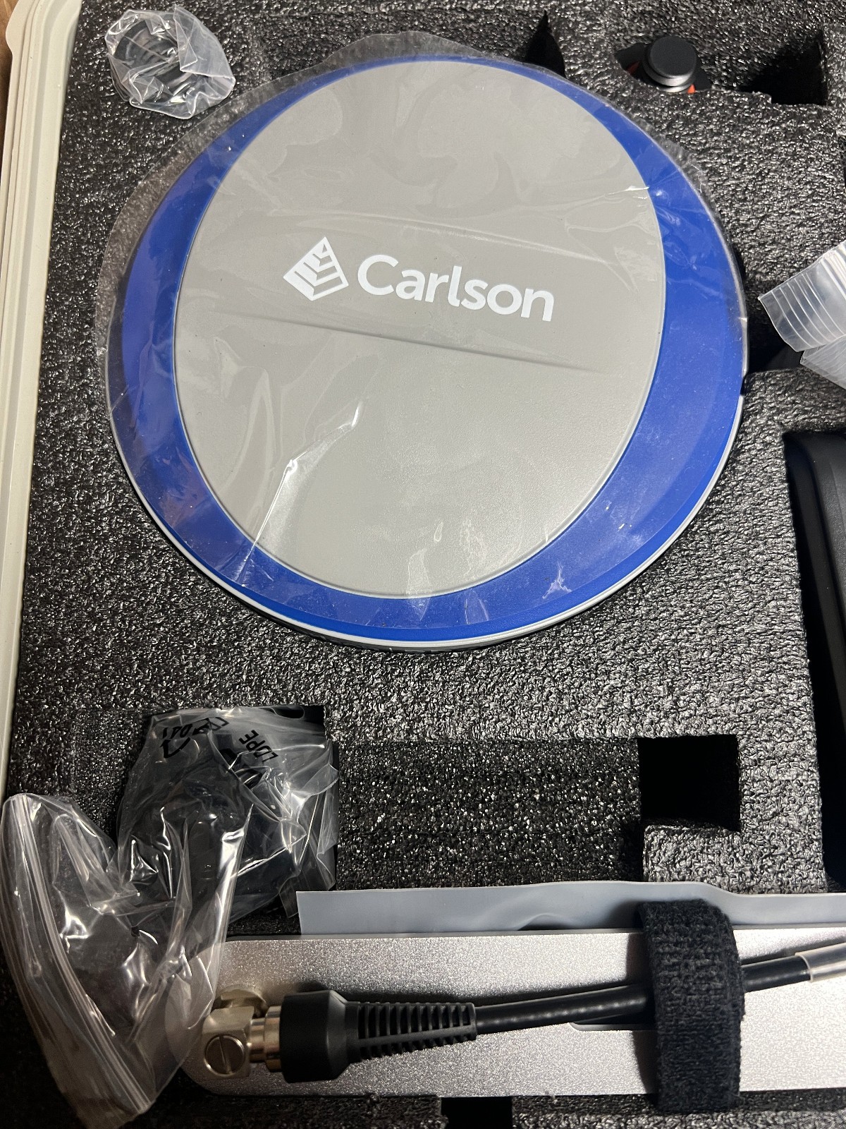 Carlson BRx7 Network Rover RTK GNSS Survey GPS Kit w/ Case & Accessories – NEW