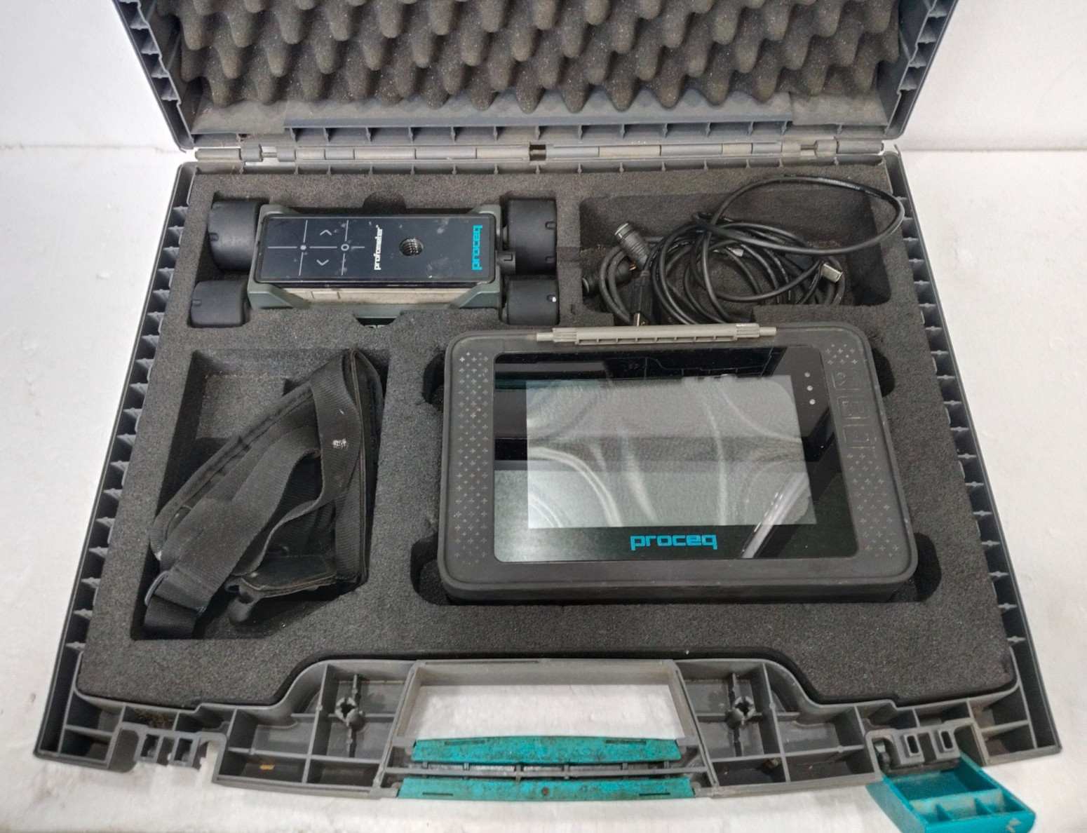 Proceq Profometer PM-6 Concrete Rebar Cover Meter Touchscreen Kit w/ Probe