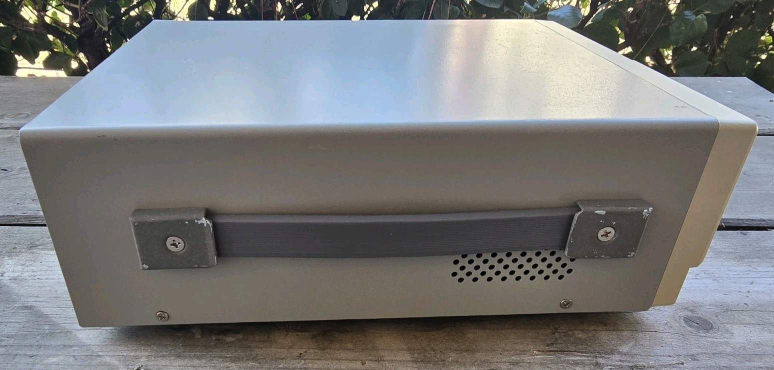 GW Instek PSP-2010 0-20V, 0-10A DC Power Supply