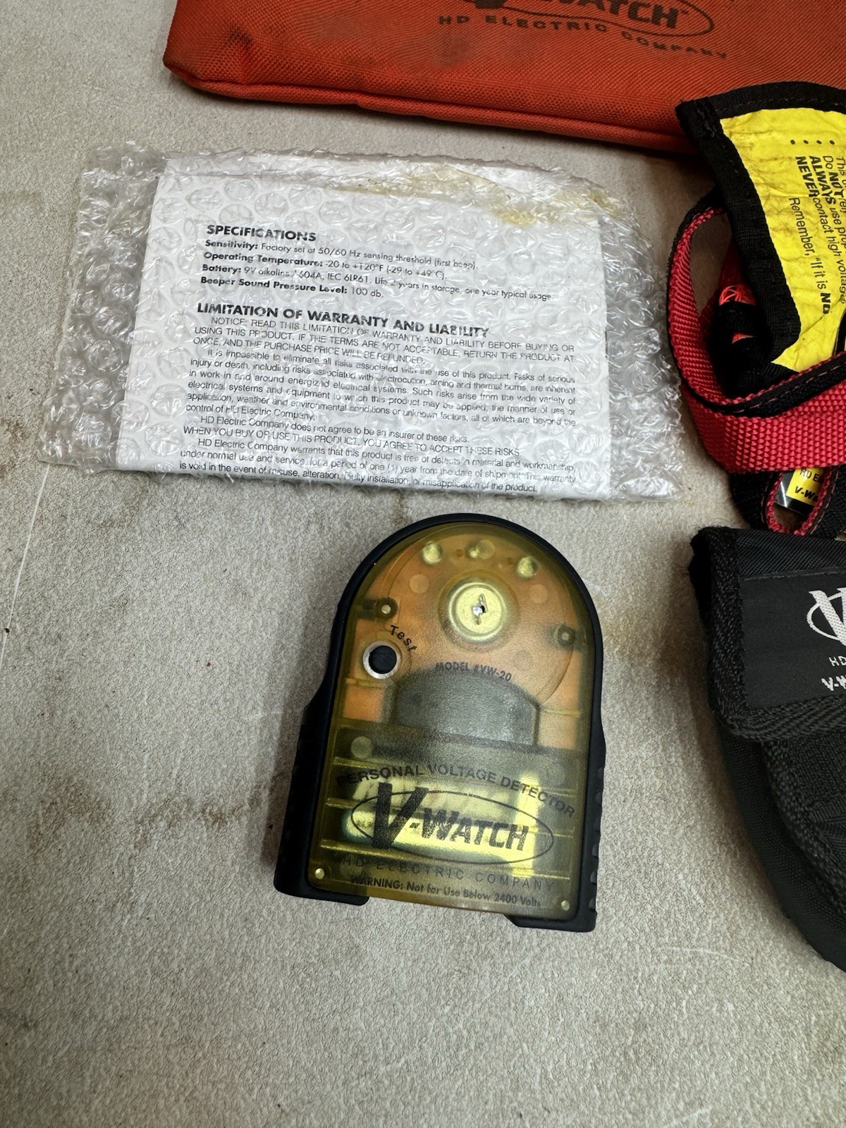 HD Electric Company VW-20 V Watch Personal Voltage Detector