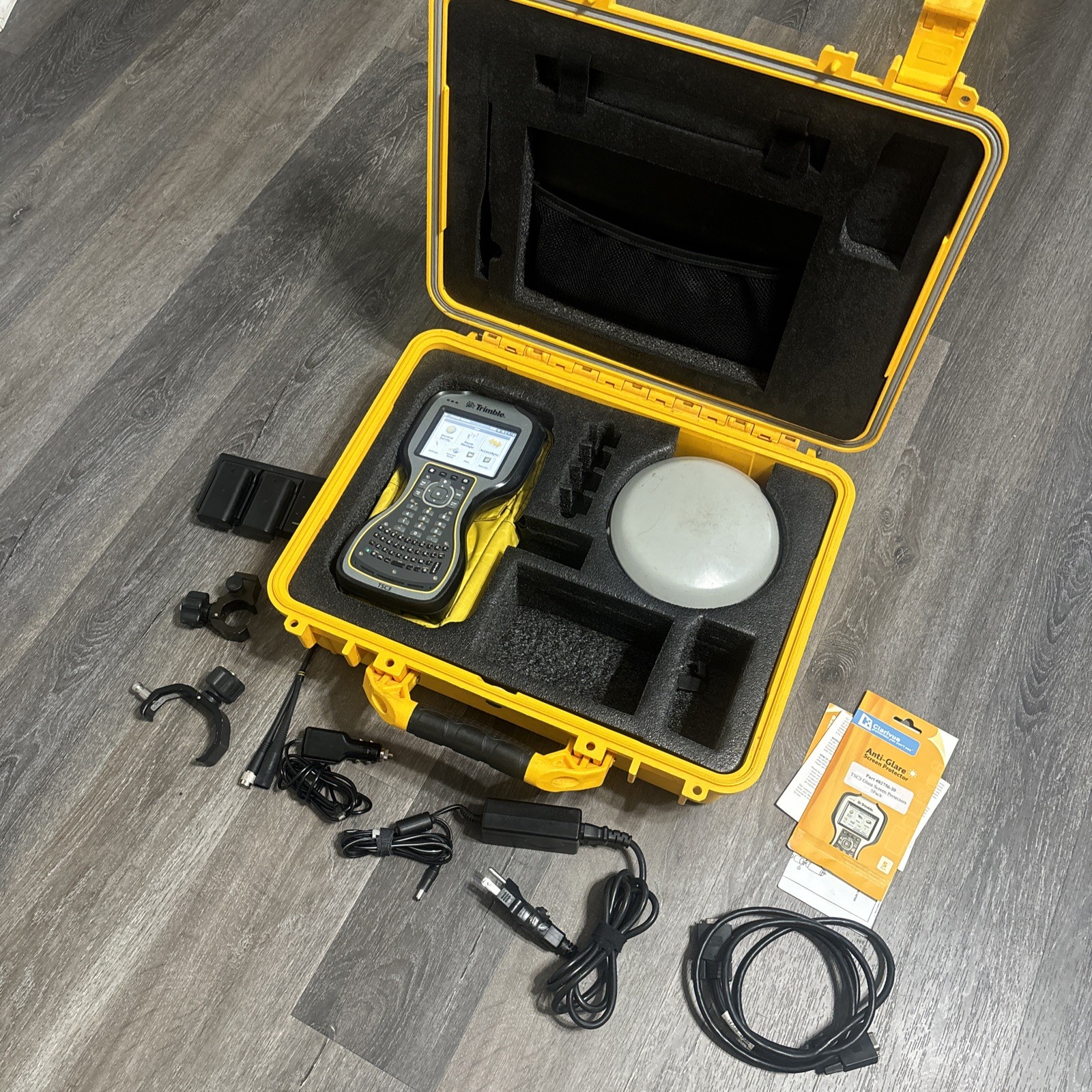 Trimble R8S GPS GNSS BeiDou Galileo RTK Rover Receiver w/ TSC3 Access