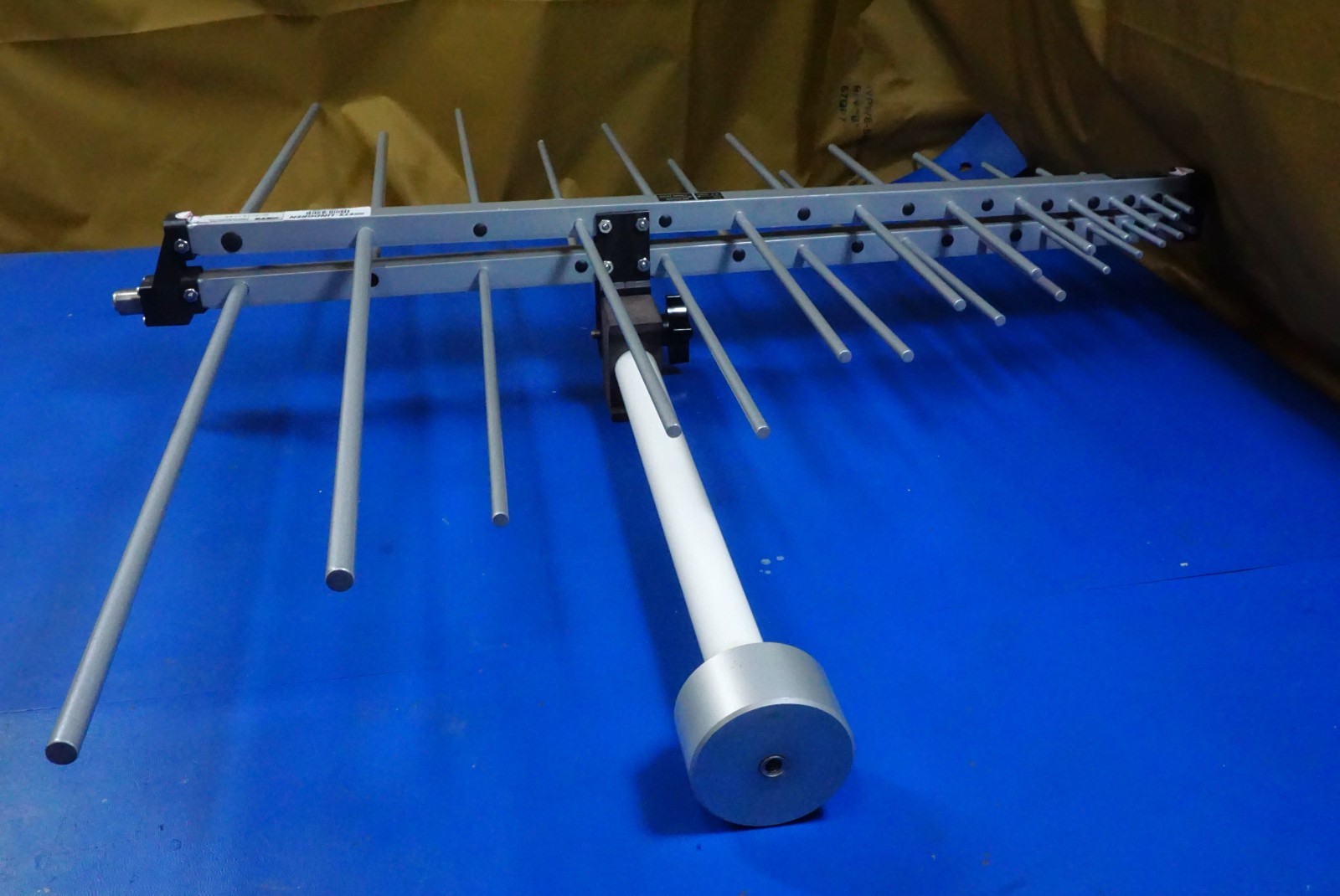 ETS-lindgren 3148 200MHz-2GHz Log Periodic Dipole Array Antenna