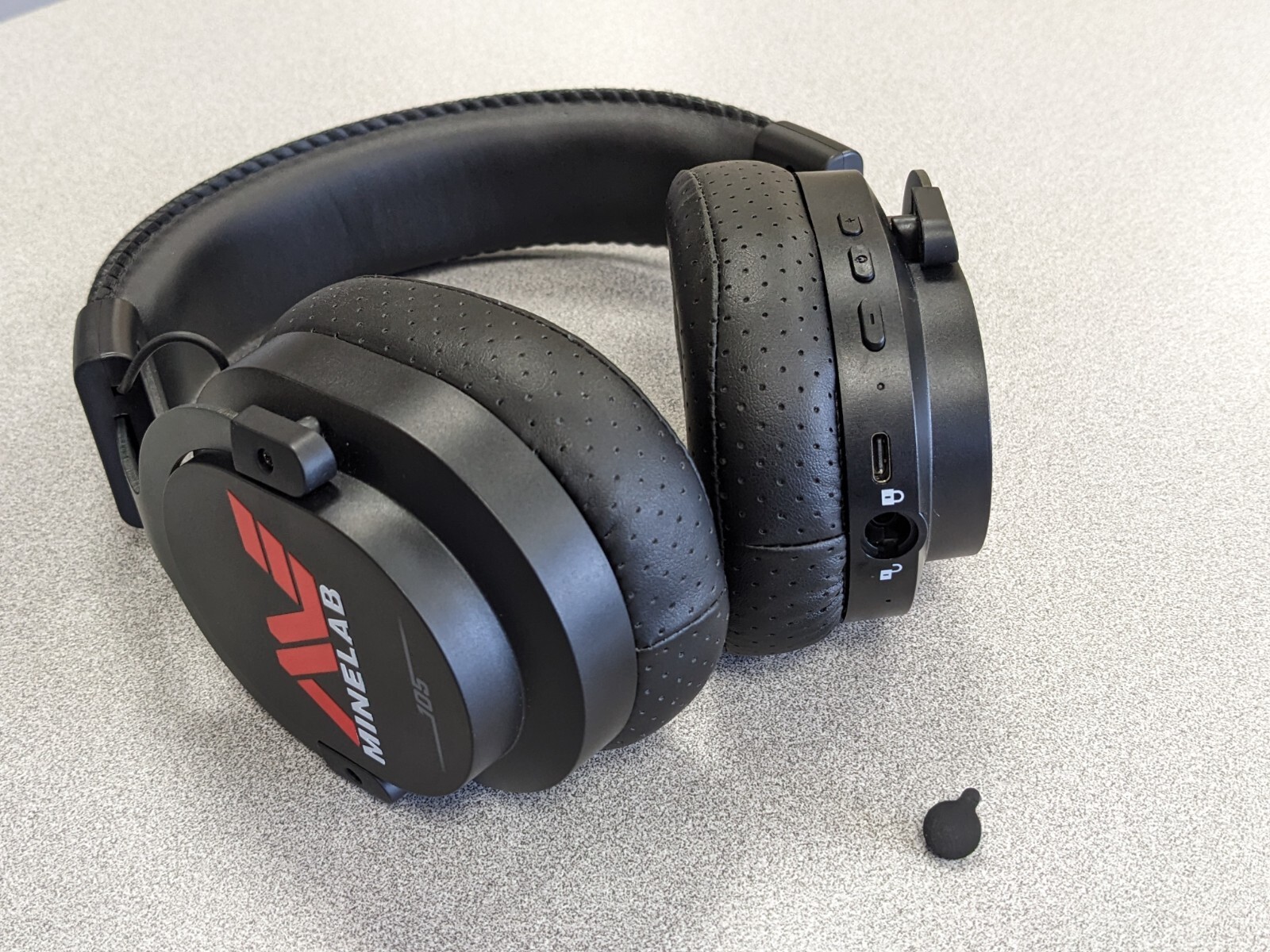 Minelab Manticore ML-105 Rubber Turn-Lock Headphone Jack Debris Cover x2 Black