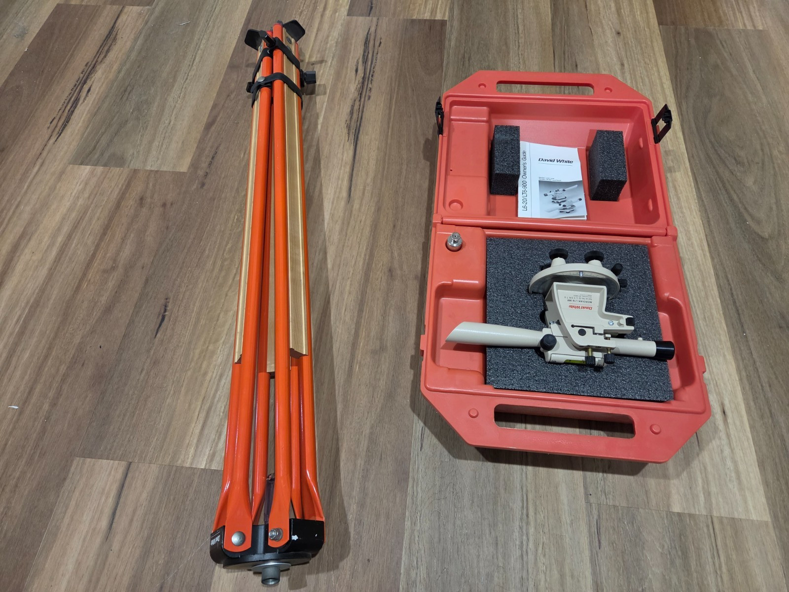 David White Meridian LT6-900 Surveyor’s Transit Case & Tripod, L6-20 Level