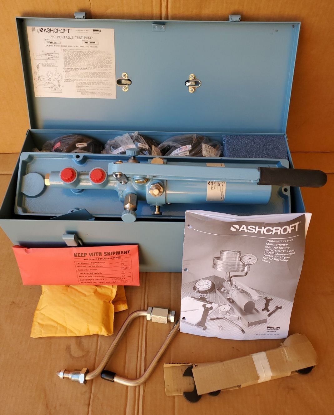 Ashcroft Portable Dead Weight Tester 5,000lb Hydraulic Pressure 1327 DG4-50