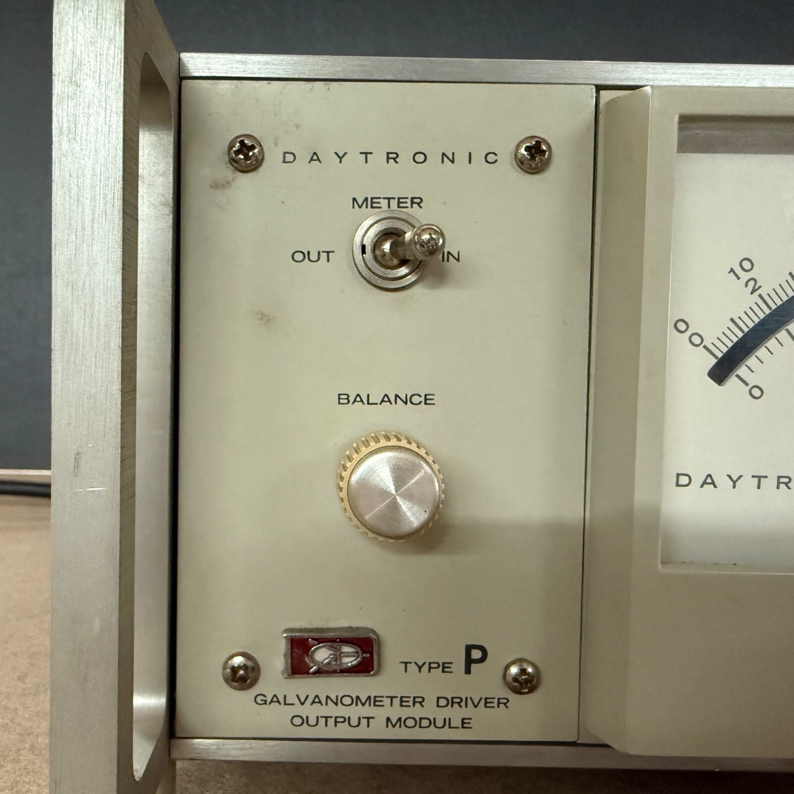 Daytronic 300D Transducer Amplifier System with Galvanometer and Strain Gage