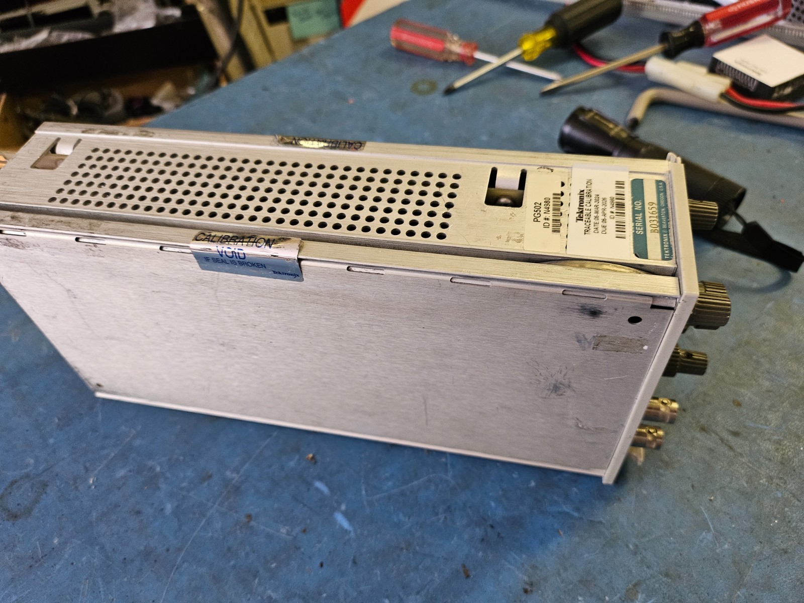 Tektronix PG-502 Pulse Generator – Has output, needs some work, sold AS-IS