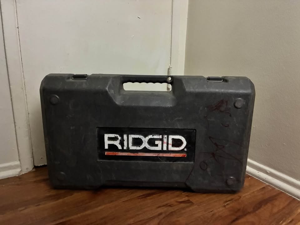 Ridgid NaviTrack Scout Underground Sonde & Cable Locator Battery Powered 19238