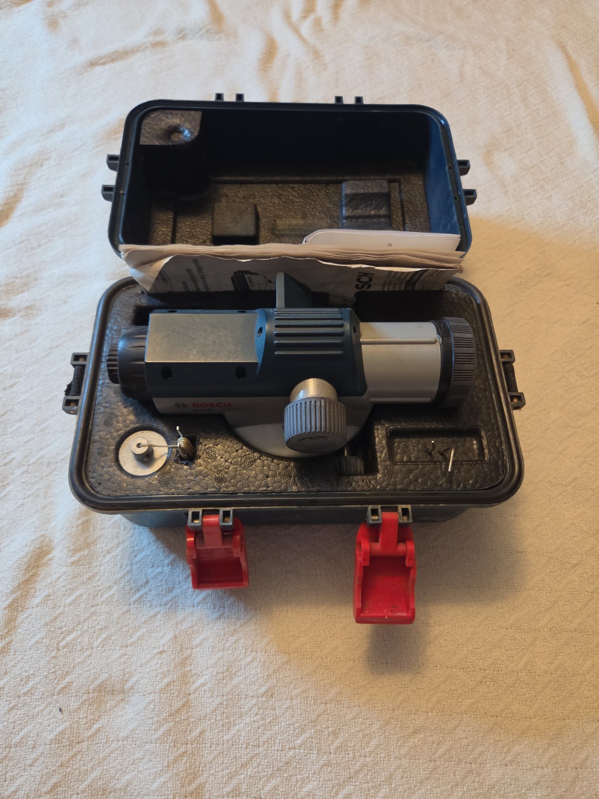 Bosch Gol 26 Automatic Optical Level with Case Surveyor Transit