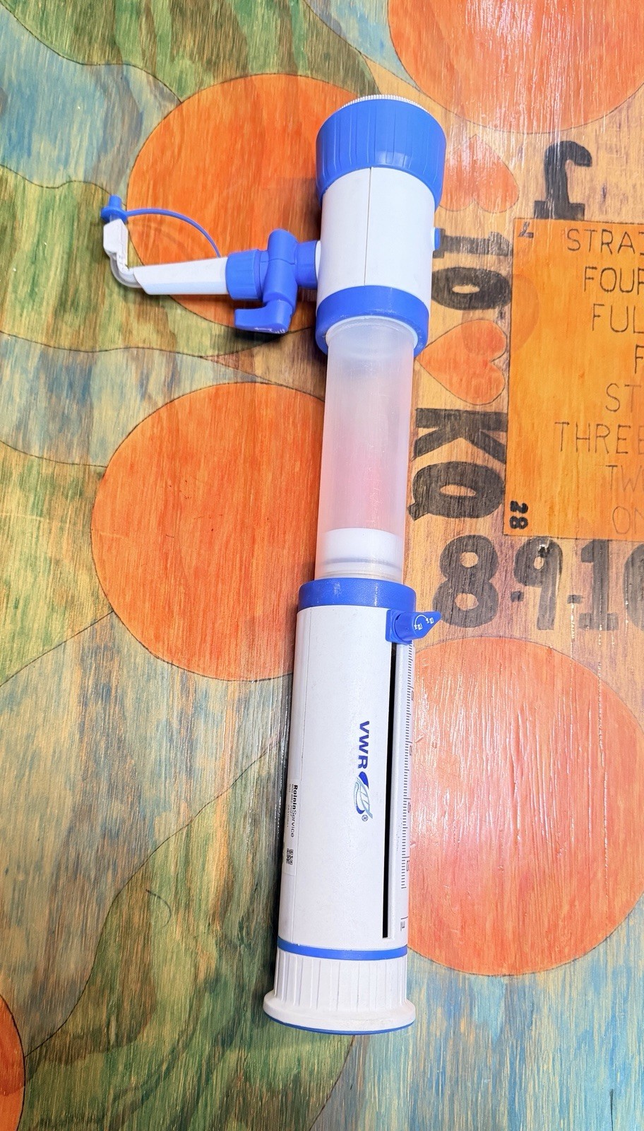VWR Bottle Top Dispenser VOL 10-100ML White Blue