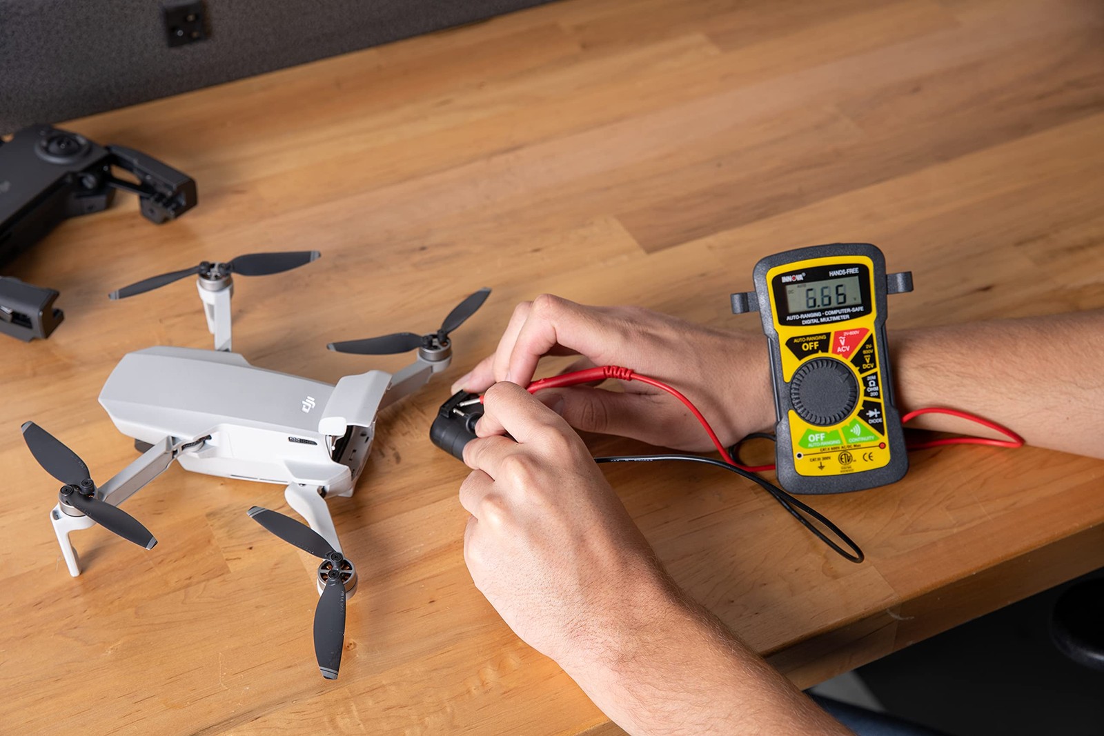 Innova 3300 Hands-Free Digital Multimeter Black