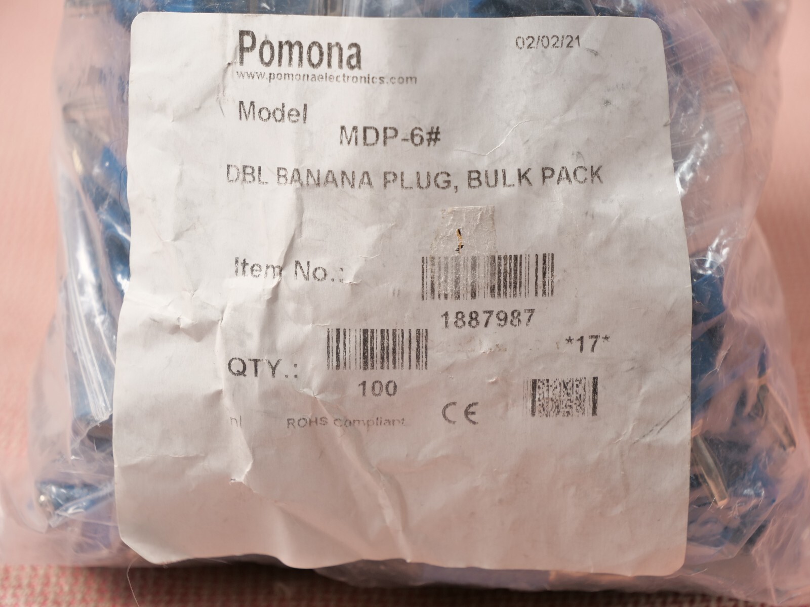 Four Pomona MDP Stackable Double Banana Plug with Cable Guide 4 Pack Blue
