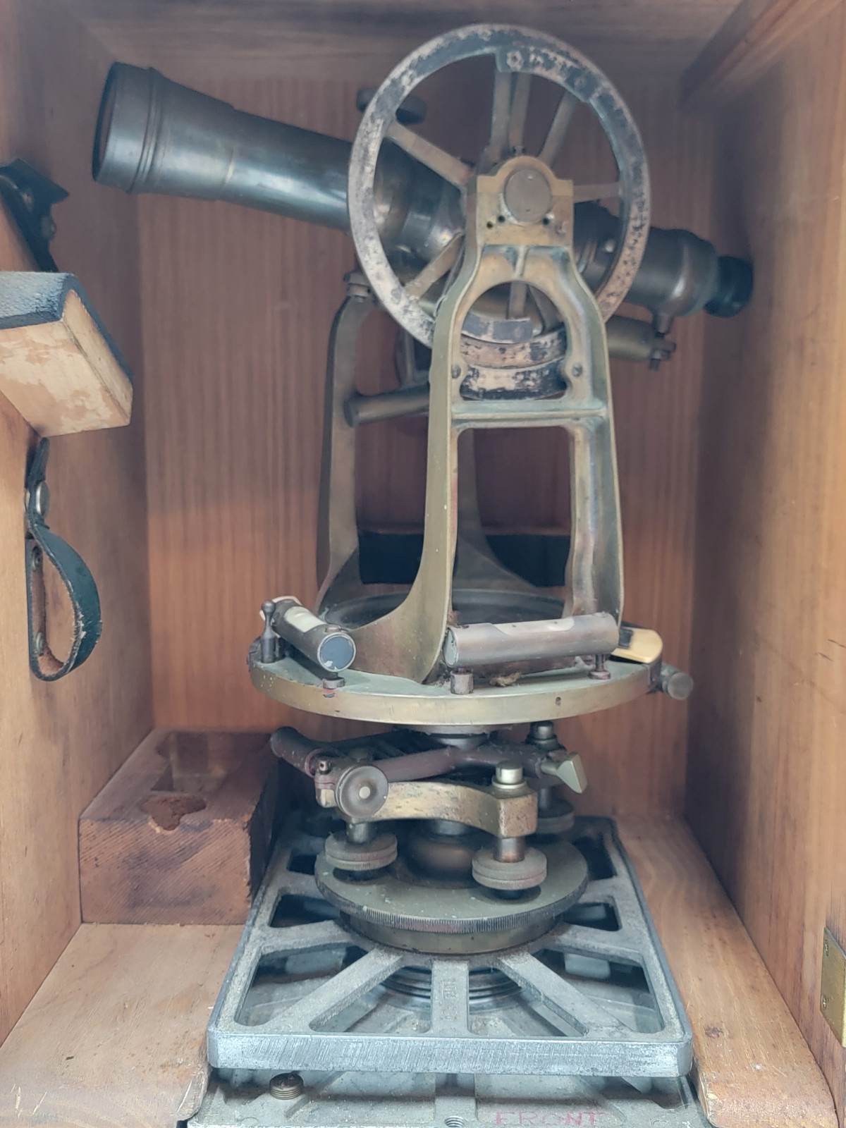 Vintage Keuffel & Esser 9092-1 1940s Paragon Jig Surveyors Transit w/ Case