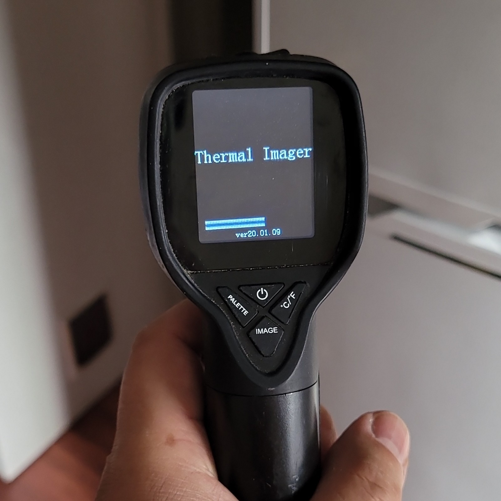 Hti HT-175 Handheld Thermal Camera 32×32 IR -20 to 300°C / -4 to 572°F
