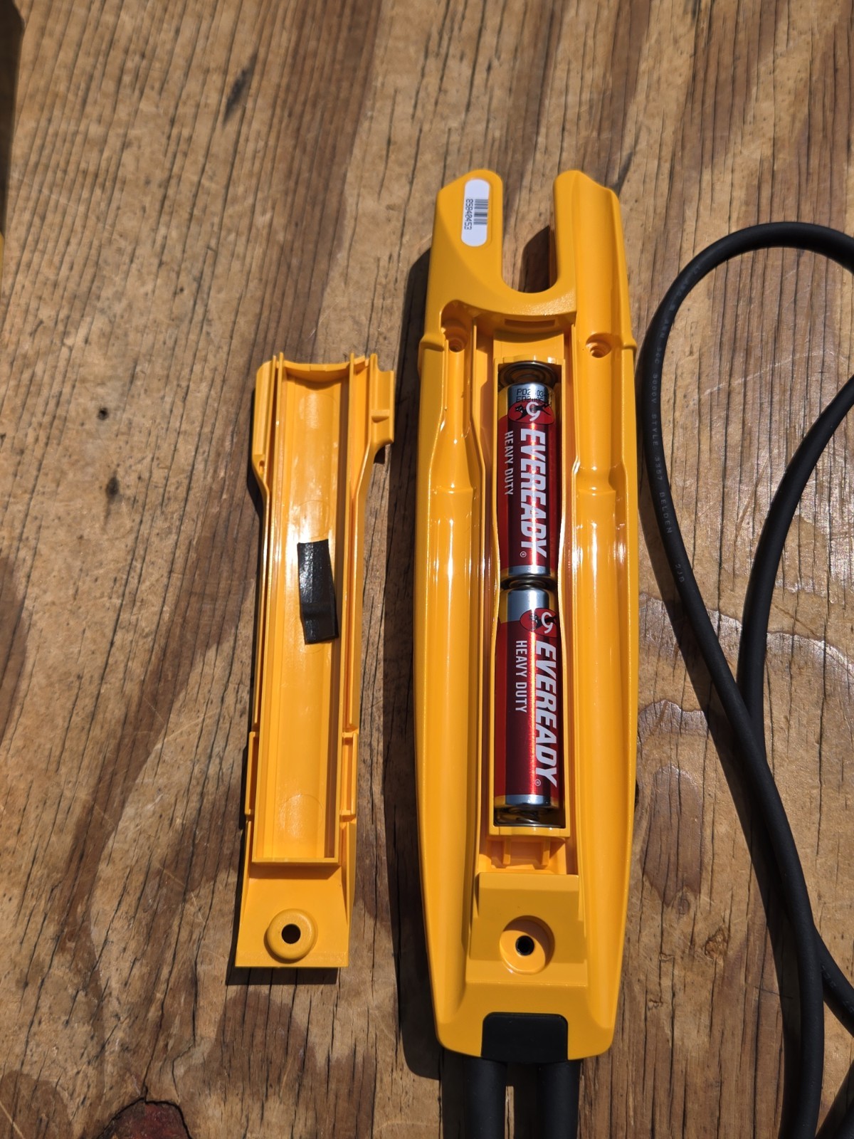 NOS FLUKE T5-1000 Electrical Tester Current Voltage Continuity 1000V NEW