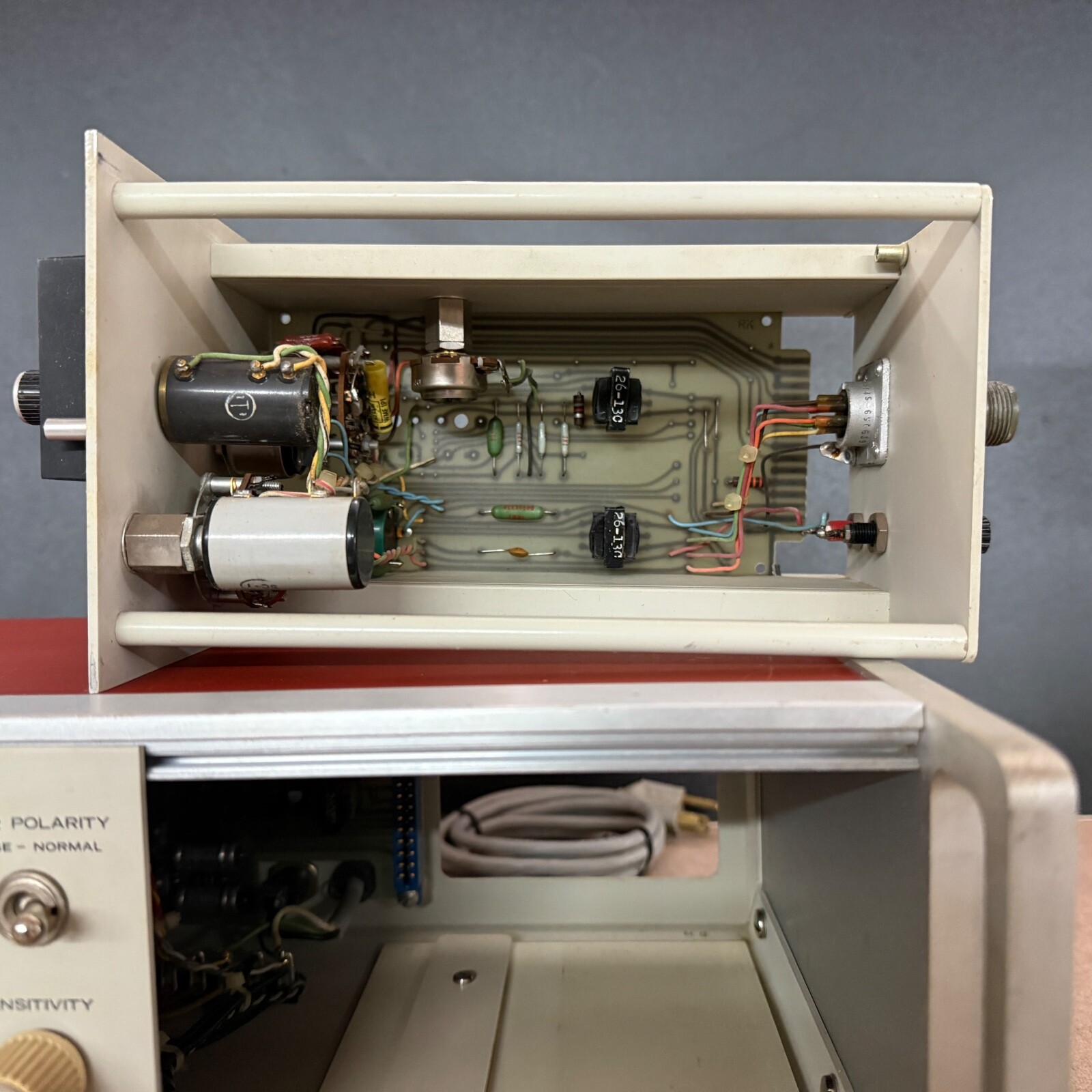 Daytronic 300D Transducer Amplifier System with Galvanometer and Strain Gage