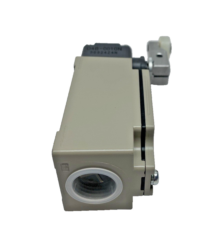 D4B-2A11N, OMRON Limit Switch, 2A/400V