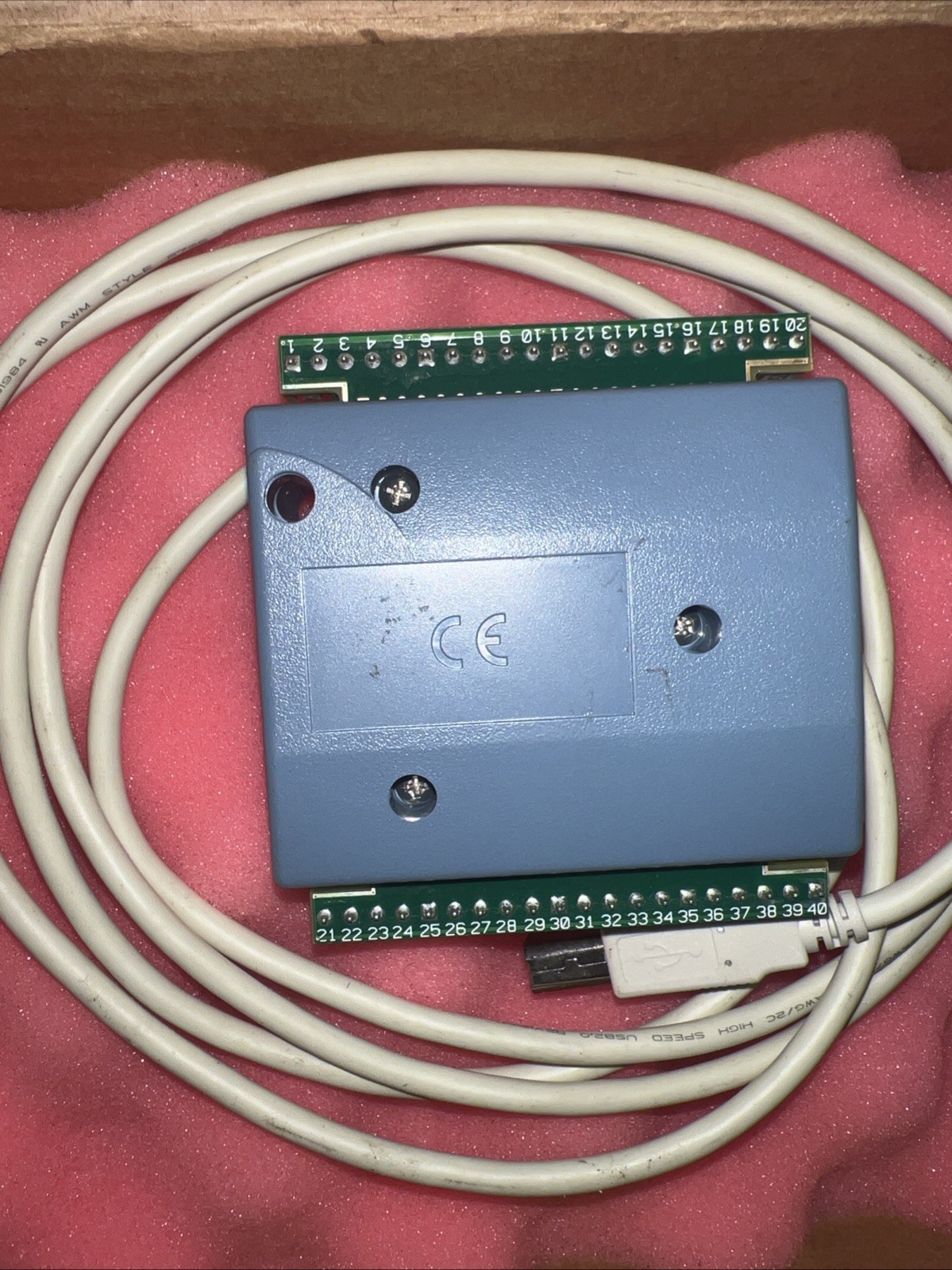 Omega OM-USB-1208FS USB Data Acquisition Module & Software FAST SHIPPING