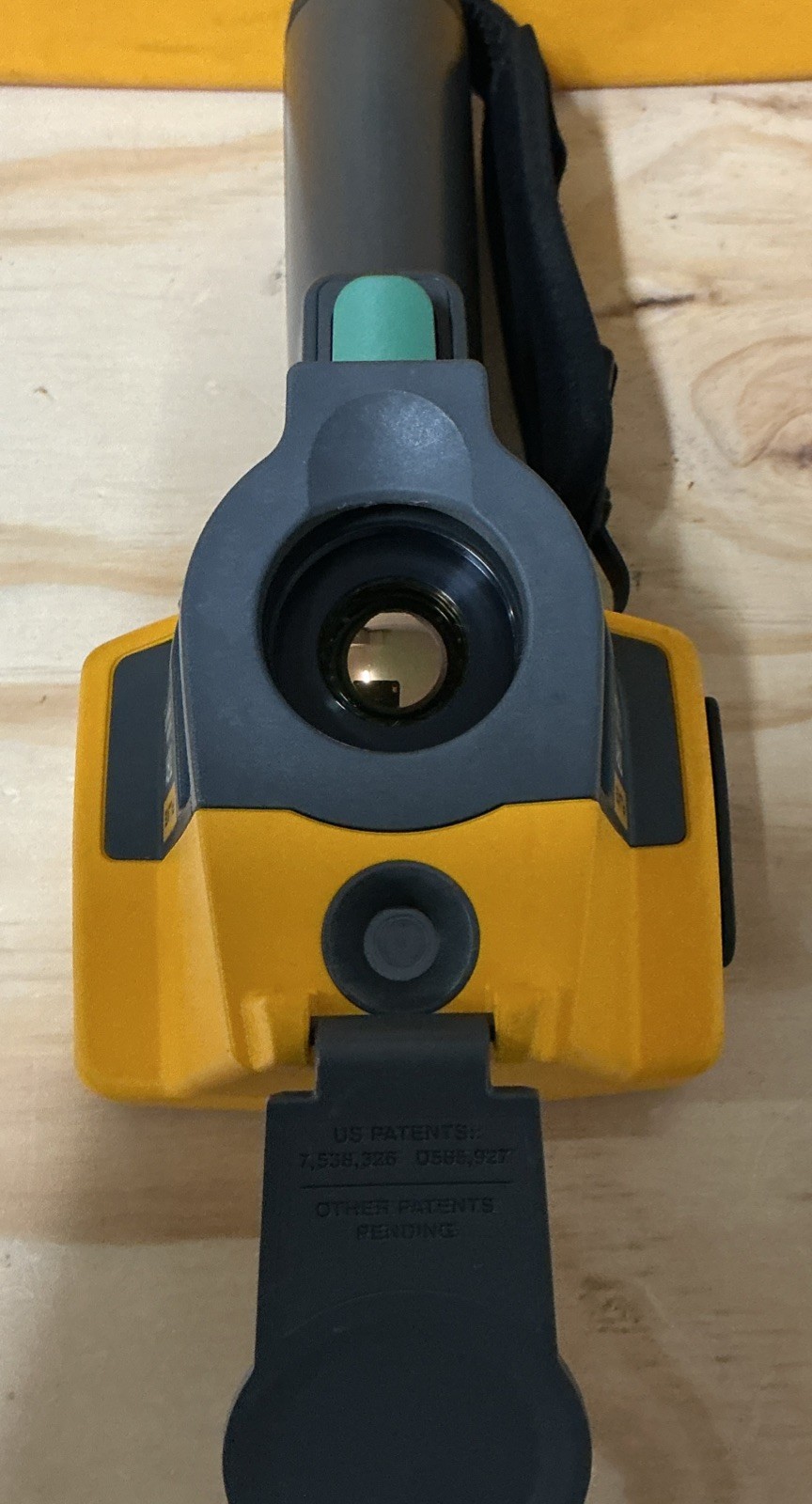Fluke TiR1 IR Infrared Thermal Imager Camera w/ Case