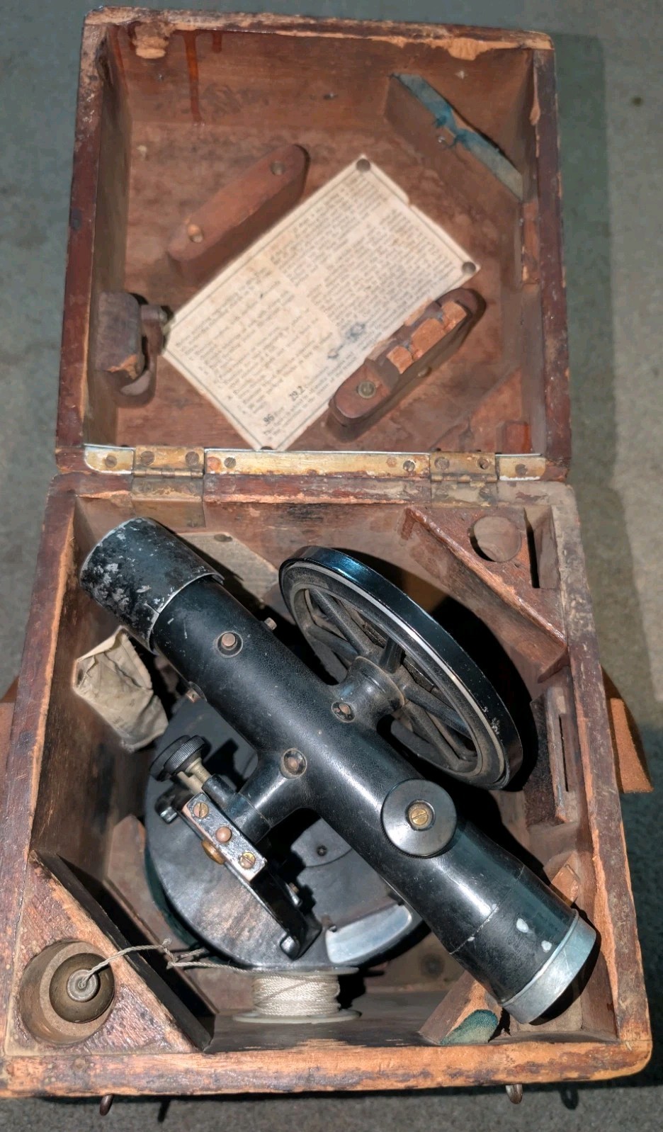 W.L. & E. Gurley Surveyor Transit .96ft Engineering Wood Box Vintage PLZ READ!
