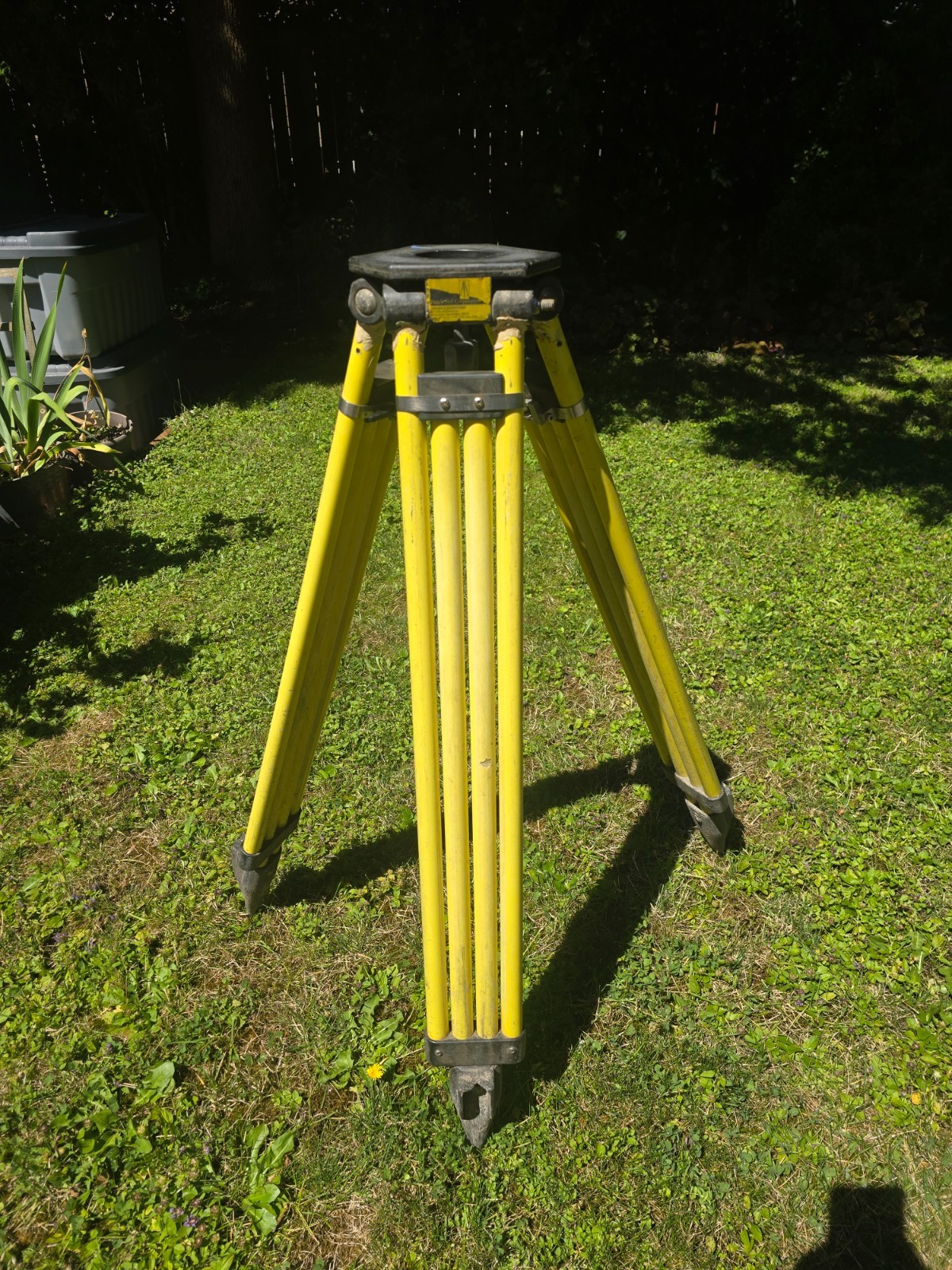 Dutch Hill Lightweight Heavy Duty Composite Land Surveyors Tripod