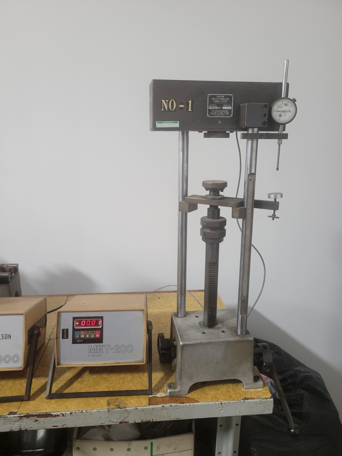 Carlson Load Testers 200 LBS and 1000 Lbs. Load Capacity Digital With Table.