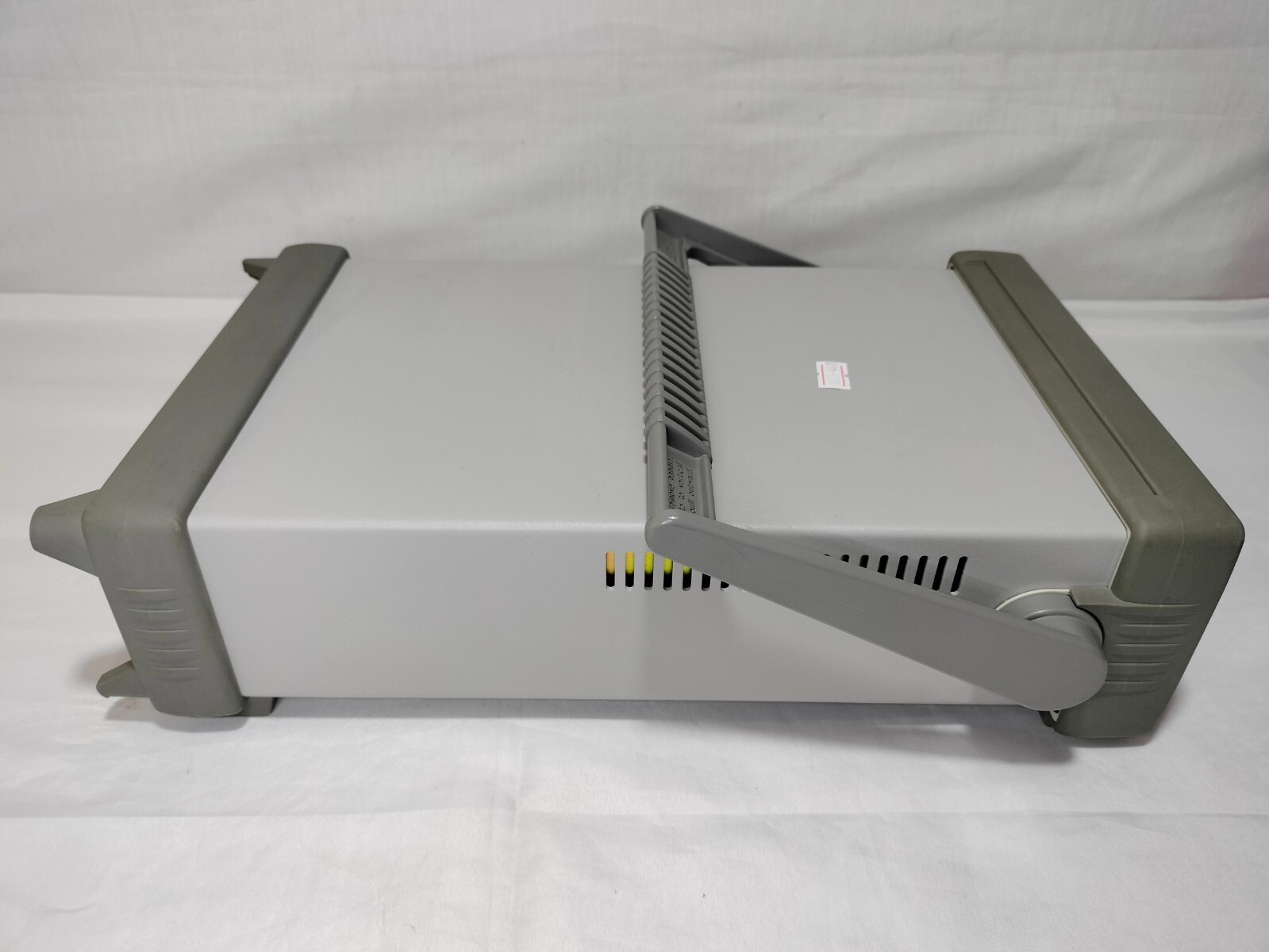 HP Agilent 53131A 225 MHz Universal Counter 170 VA Max S/N: MY40014345