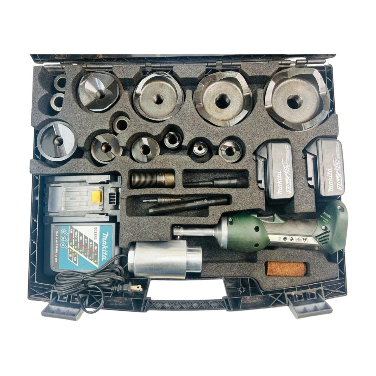 Greenlee LS100X11SS4 Intelli-Punch 11-Ton Cordless Hydraulic Knockout Set