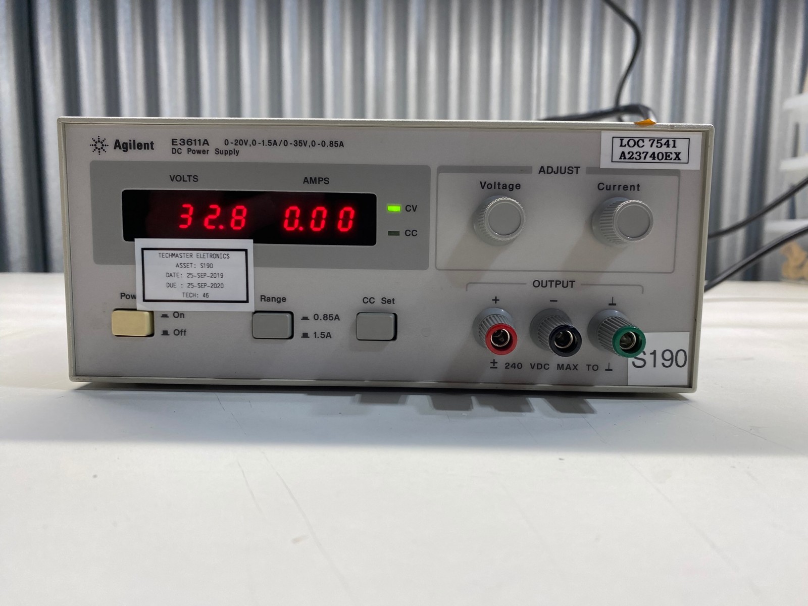 HP E3611A DC Power Supply 0-20V, 0-1.5A or 0-35V, 0-0.85A