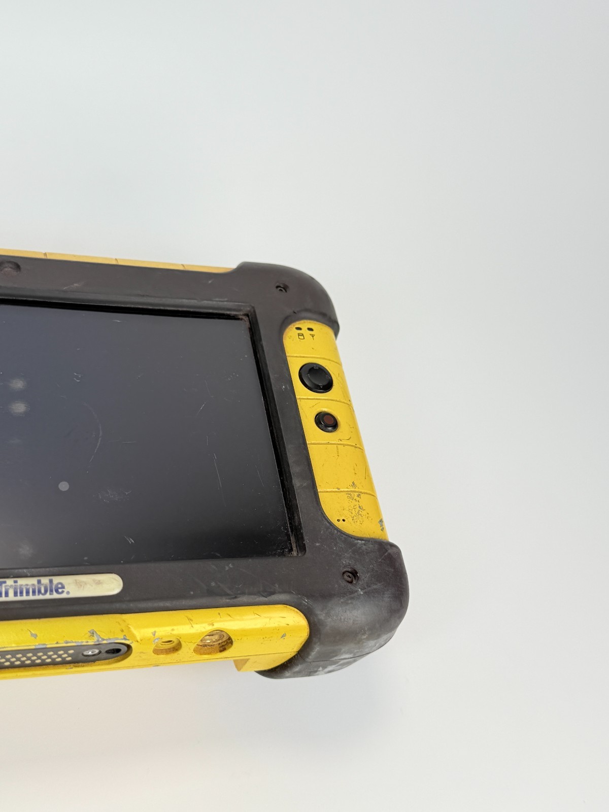 Trimble Yuma Tablet 7in Multi Touchscreen GPS Rugged Computer Parts ONLY READ