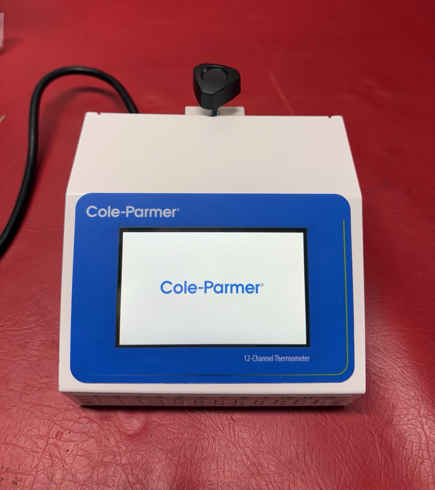 Cole Parmer Touchscreen 12 Channel Scanning Data Logging Benchtop Thermometer