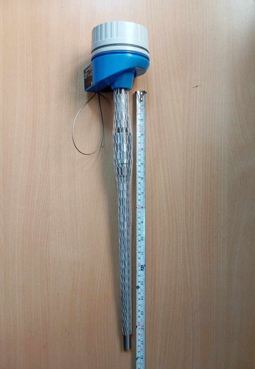 Endress+Hauser / Resistance Thermometer / TR66-ADABD1X11CA0 / U=300mm, -200/600C