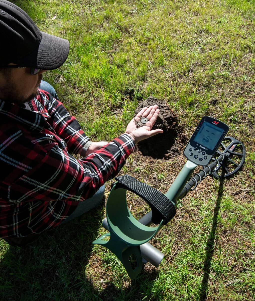 MINELAB X-Terra PRO Waterproof Treasure Metal Detector for Adults (3 Detect Mode
