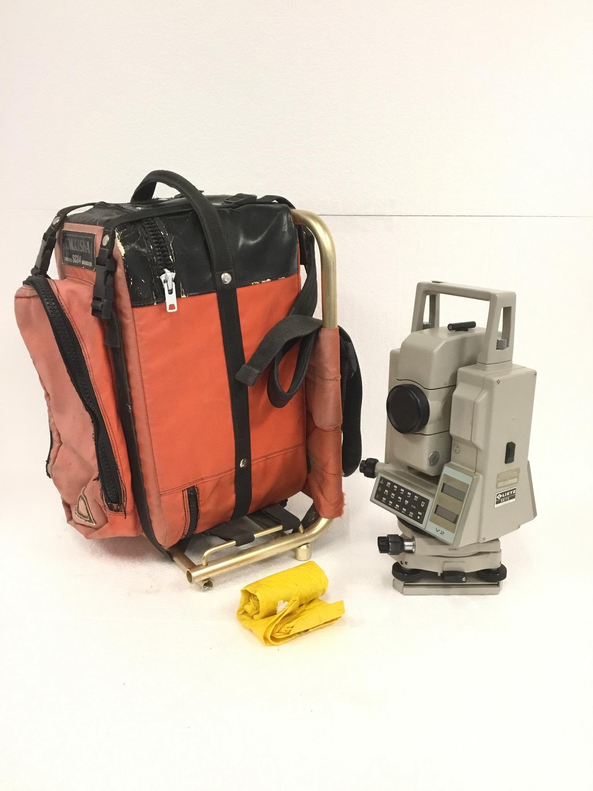 SOKKISHA SOKKIA LIETZ SET 3 SURVEY EQUIPMENT Surveyor with SOKKISHA SC84
