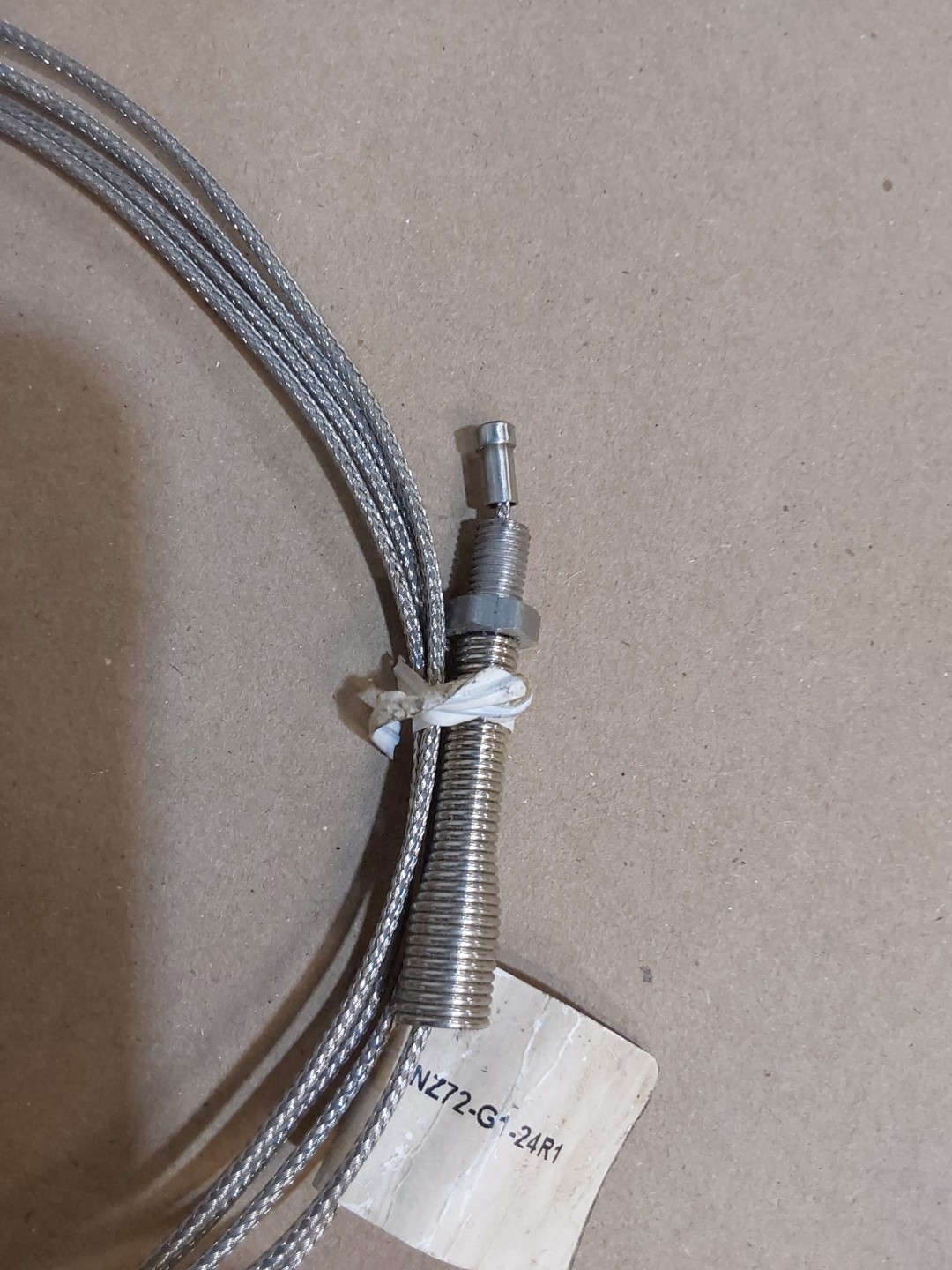 Unbranded Closed Loop Style Thermocouple JNZ72-G1-24R1