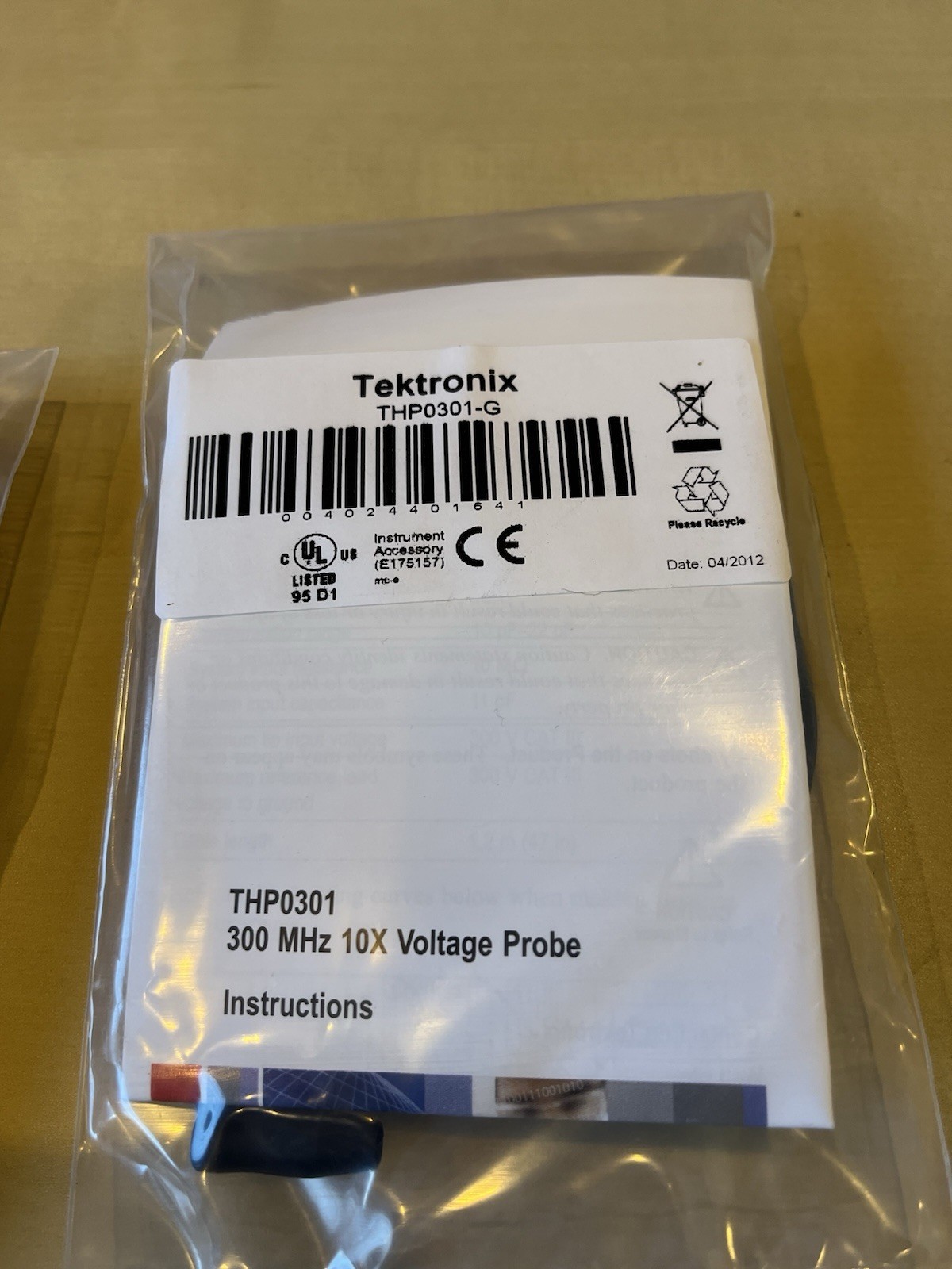 4 Color Set of Tektronix THP0301 300 MHz 10C Voltage Probe Accessories