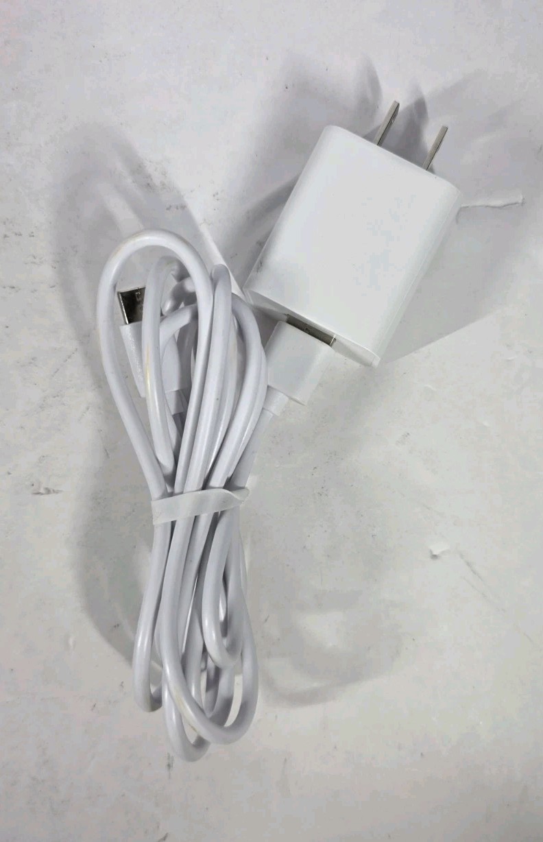 DM605 10-in-1 Air Quality Monitor Indoor Portable USB With Charger And Manual