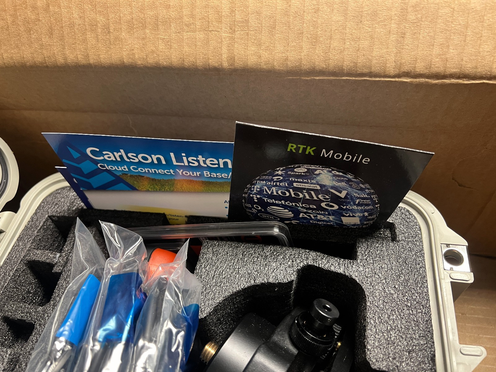Carlson BRx7 Network Rover RTK GNSS Survey GPS Kit w/ Case & Accessories – NEW