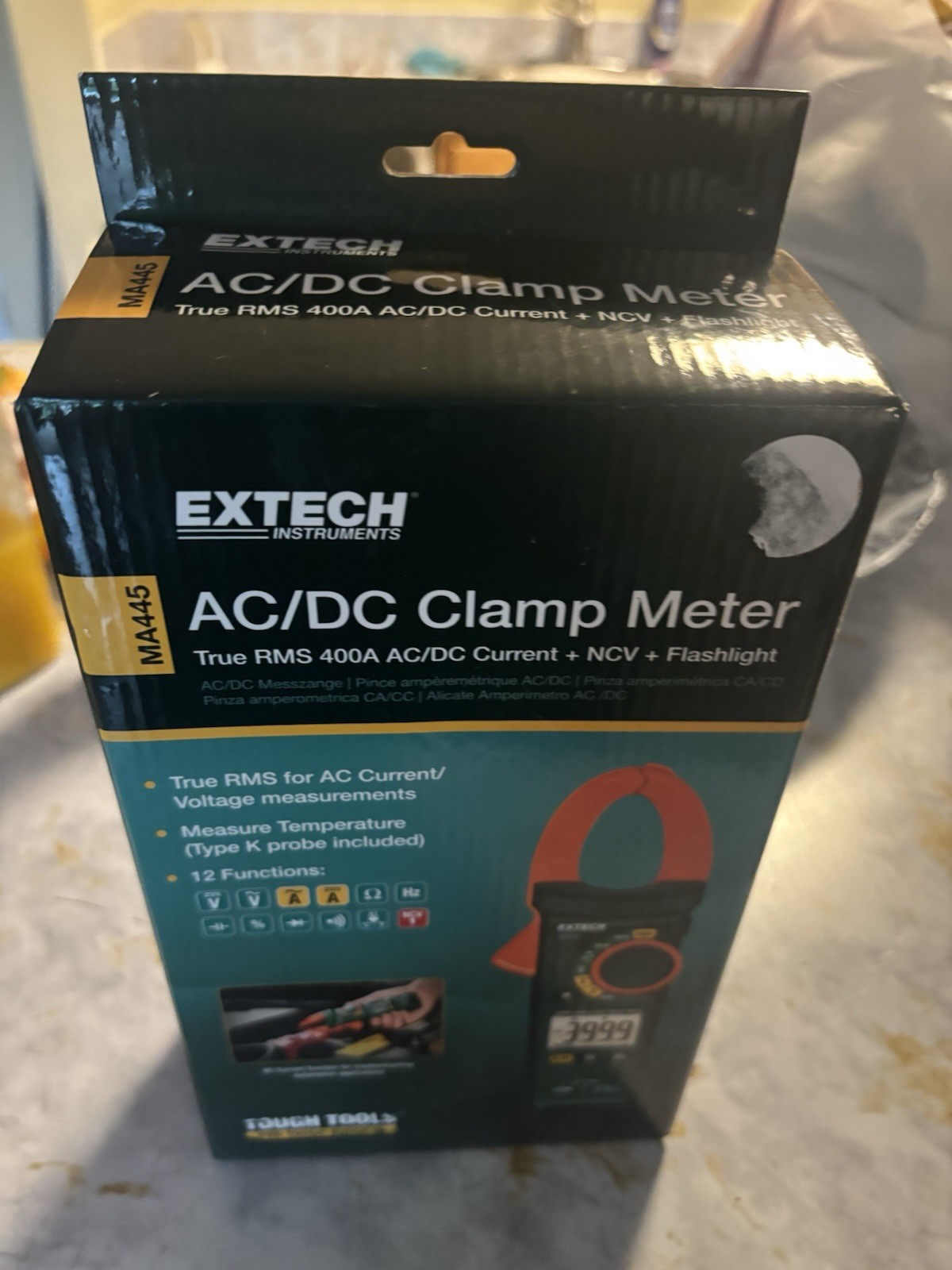 Extech MA445: True RMS 400 Amp AC/DC Clamp Meter with NCV
