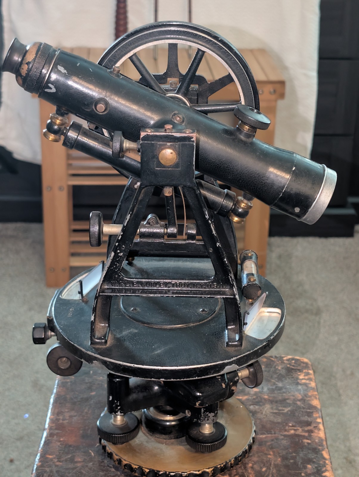 W.L. & E. Gurley Surveyor Transit .96ft Engineering Wood Box Vintage PLZ READ!