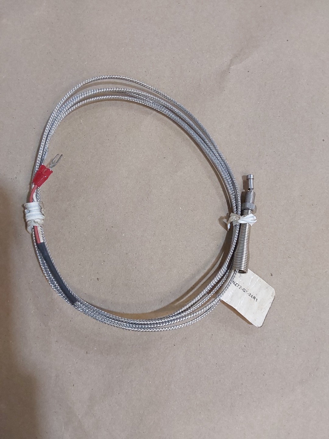 Unbranded Closed Loop Style Thermocouple JNZ72-G1-24R1