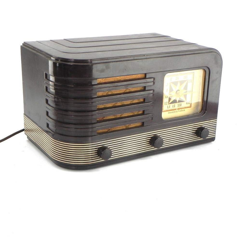 Stromberg-Carlson 500-H Bakelite Tube Table Radio Brown Circa 1941