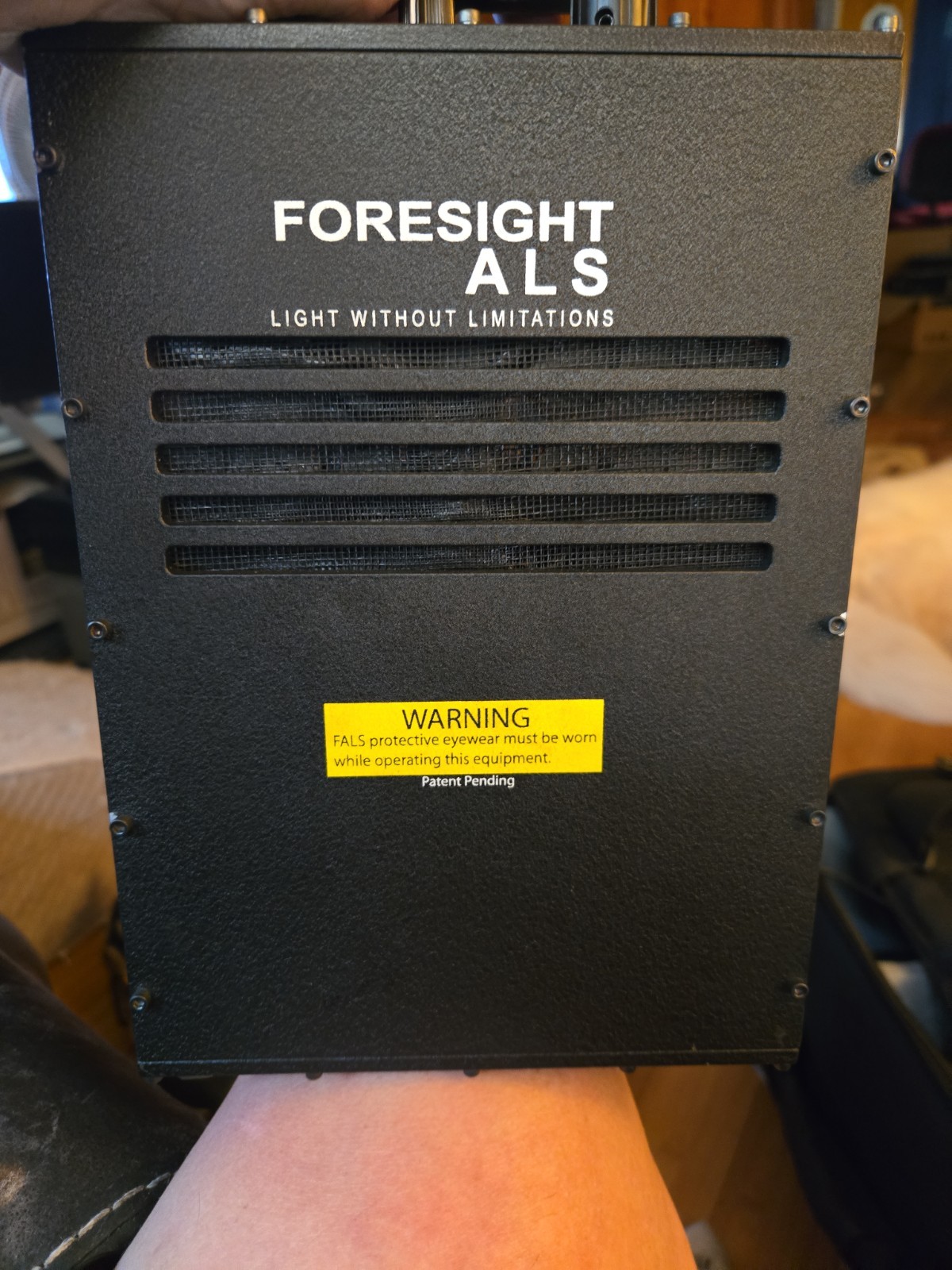 Foresight ALS Forensic Alternate Light Source w/ LightHawk Case – Tested