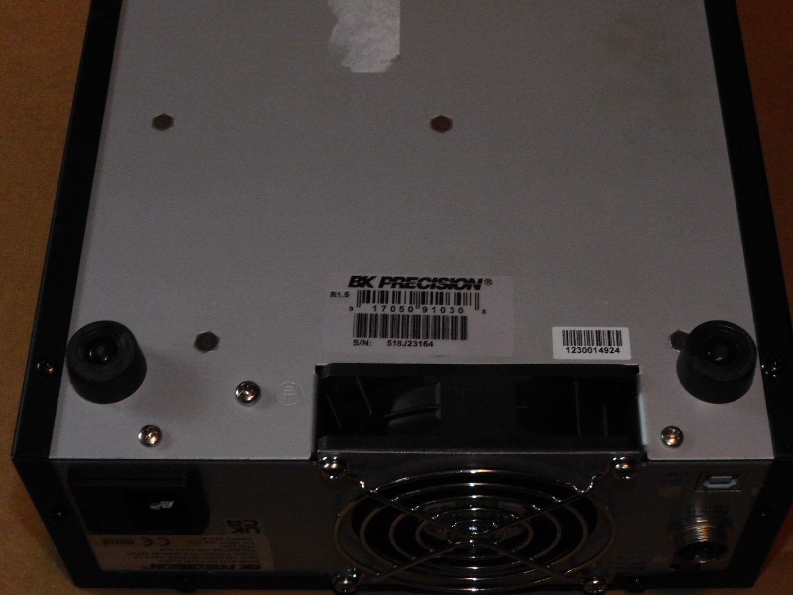 B&K 9103 42V / 20A / 320W Multi Range Range DC Power Supply