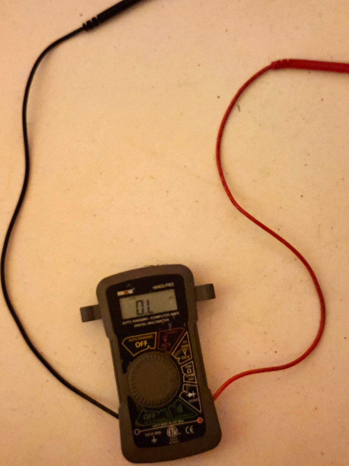 Innova 3330 Auto-Ranging Hands-Free Digital Multimeter CAT III 600V 4000 Count