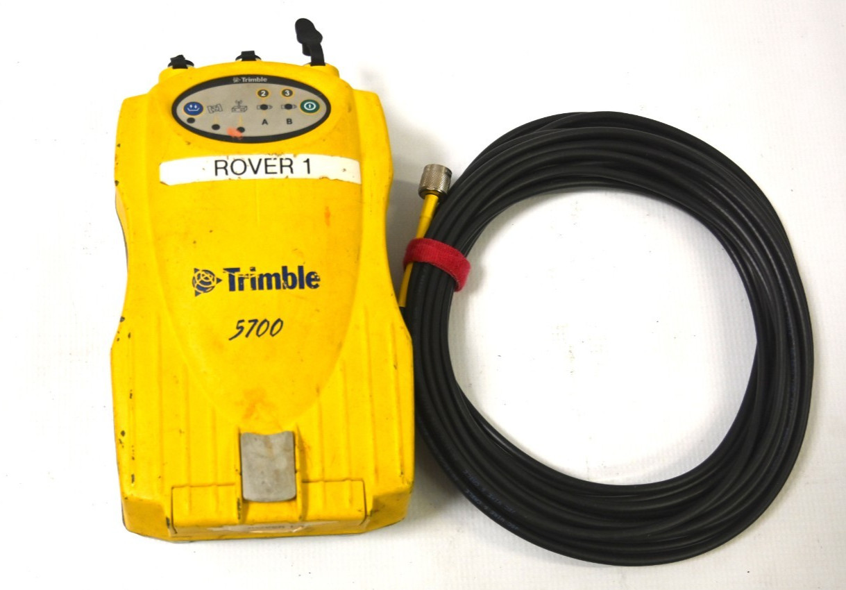 Trimble 5700 GPS Receiver GPS surveyor 40406-46 Freq. 450-470 MHz