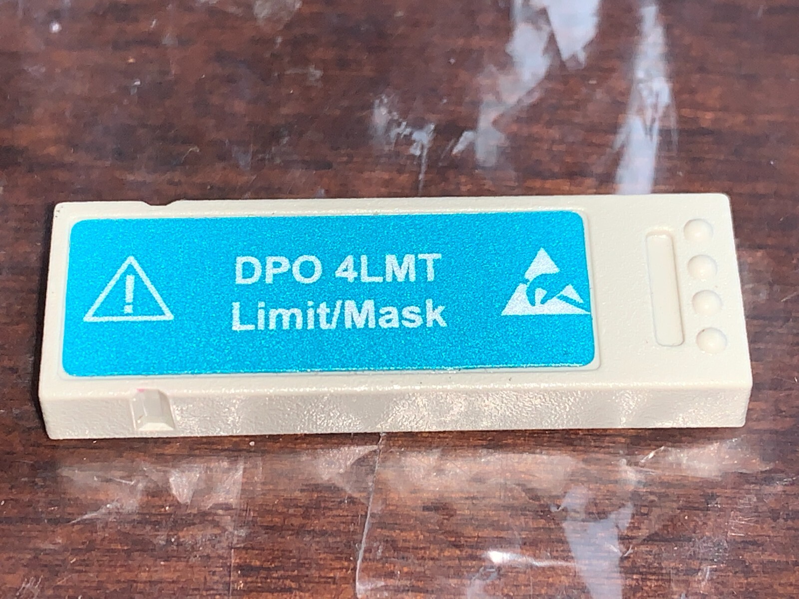 Tektronix DPO4LMT Application Module- Limit and Mask Testing MDO4000/C MSO4000/B
