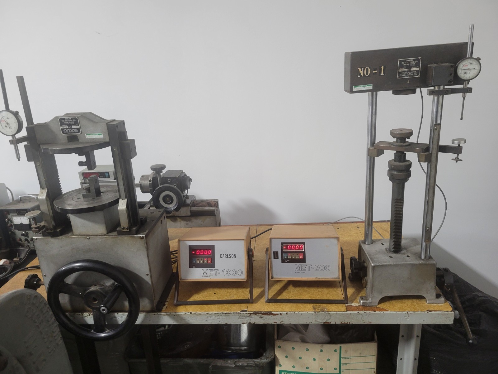Carlson Load Testers 200 LBS and 1000 Lbs. Load Capacity Digital With Table.